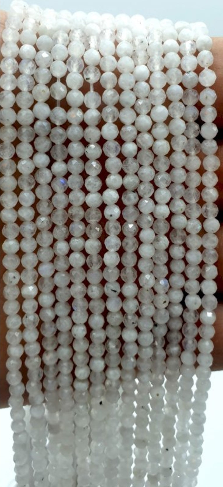 Perles facettées Pierre de Lune Blanche 3mm sur fil 40cm
